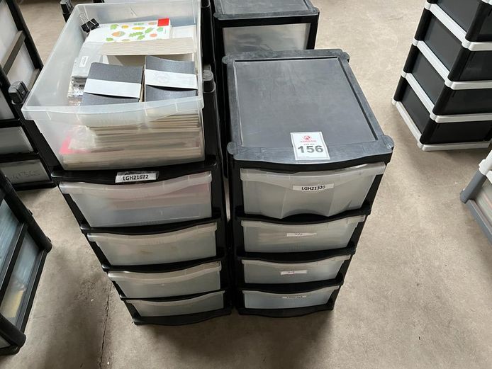 9 Plastic drawers