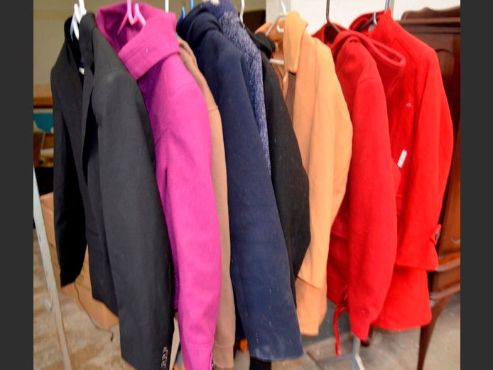 ASSORTED LADIES JACKETS