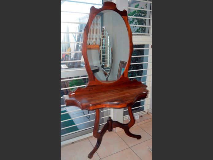STINKWOOD DRESSING TABLE, 121 x 50 x 76cm, WITH MIRROR, 111 x 108cm