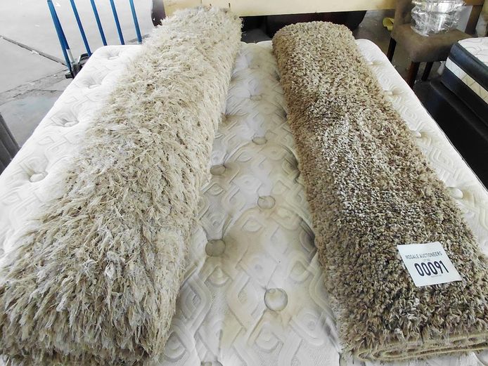 LOT OF 2 RUGS 