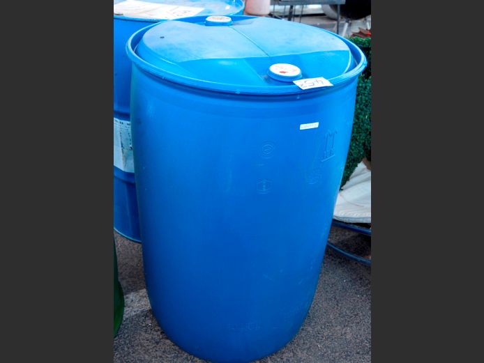 BLUE PLASTIC 210 LITRE DRUM, 58cm Diameter x 93cm High