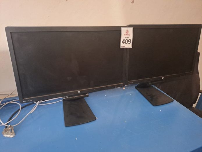 2 x HP Monitors