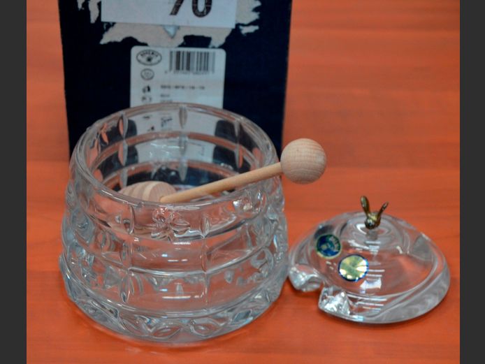 BOHEMIA CRYSTAL HONEY POT [Lid does not fit pot]