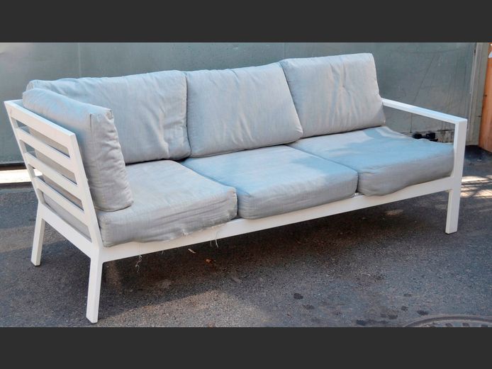 WHITE ALUMINIUM 3-SEATER BENCH WITH CUSHIONS, 195 x 70cm