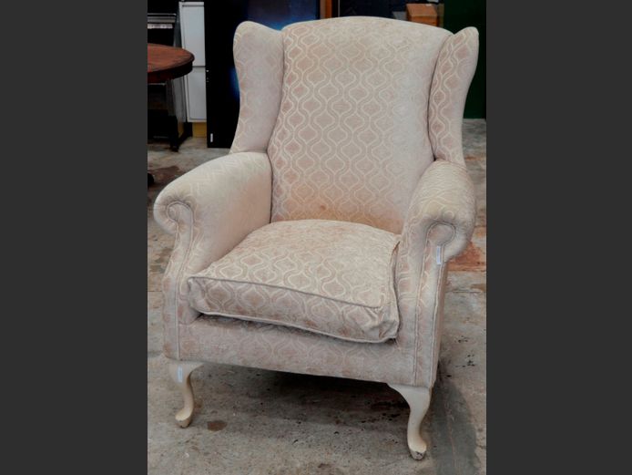 BEIGE & GOLD UPHOLSTERED WINGBACK ARMCHAIR [Needs a clean]