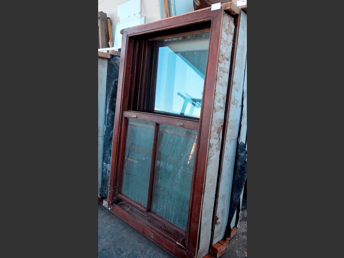MERANTI SASH WINDOW WITH GLASS, 176 x 117cm