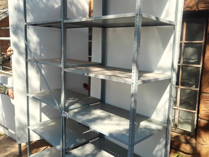2 X BOLT AND NUT SHELVING