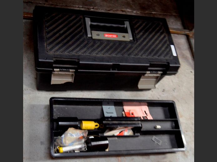 CURVER BLACK TOOLBOX WITH CONTENTS