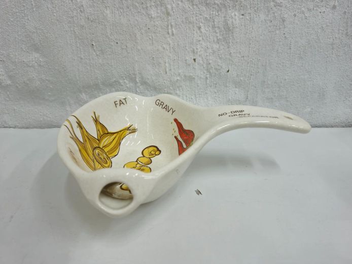 Ceramic No-Drip Gravy & Fat Separator Spoon Ladle