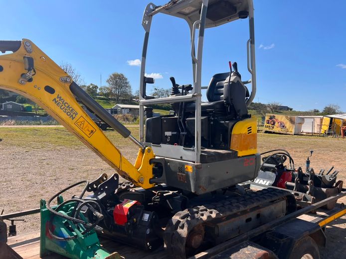 2022 WACKER NEUSEN EZ20