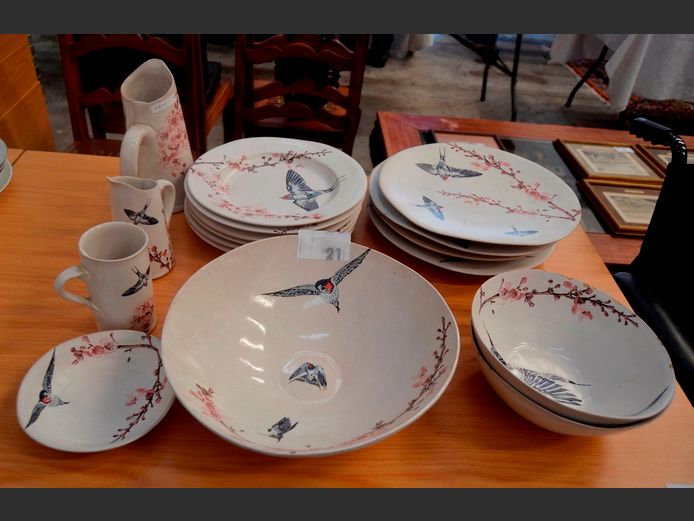 MERVYN GERS POTTERY PLATES, BOWLS, JUGS, etc [17 Pieces]