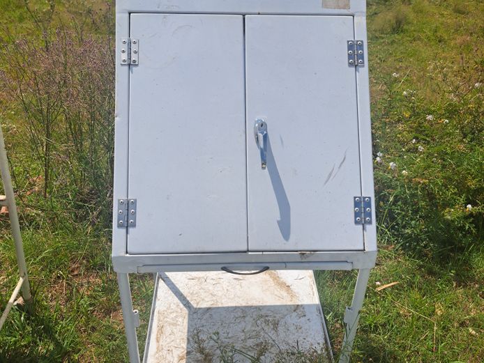Assorted steel storage cabinets scrap
