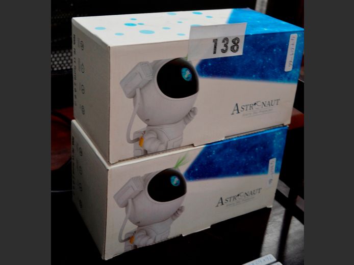 LOT: 2 x ASTRONAUT STARRY SKY PROJECTORS [Untested]