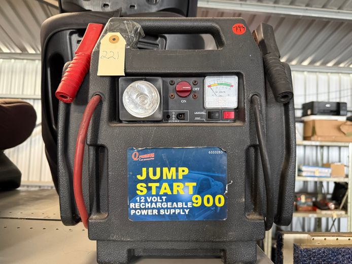 Q Premium Jump Start 900 - 12V Rechargeable Power Supply