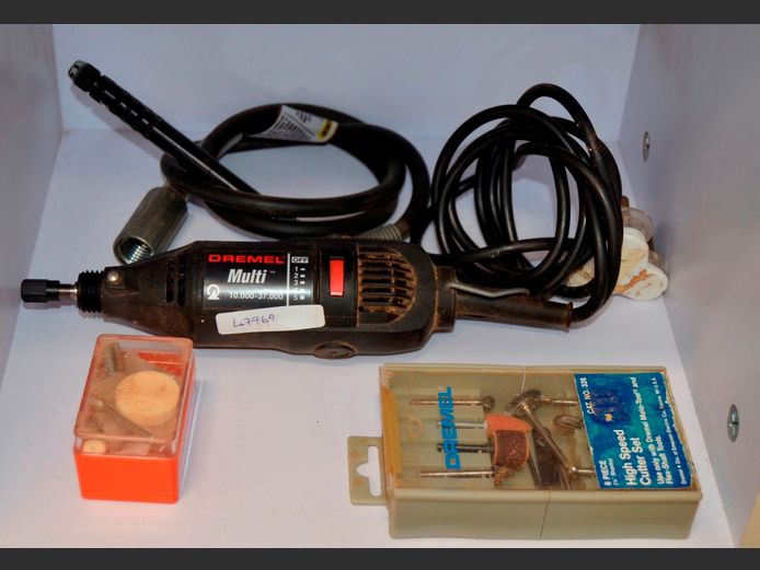 DREMEL MULTI-TOOL WITH BITS [Switches on, Untested further]