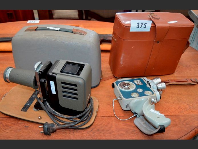 EUMIG VINTAGE CAMERA & A VINTAGE PROJECTOR [Untested]