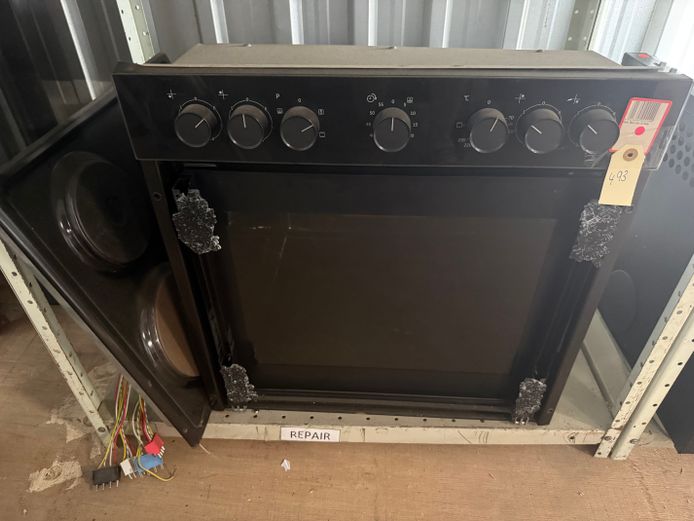 Defy Oven (Damaged Front Glass) + 4-Plate Cooker Top 