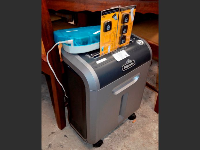 FELLOWES PS79C SHREDDER, HANDHELD SHREDDER, etc [Faulty]