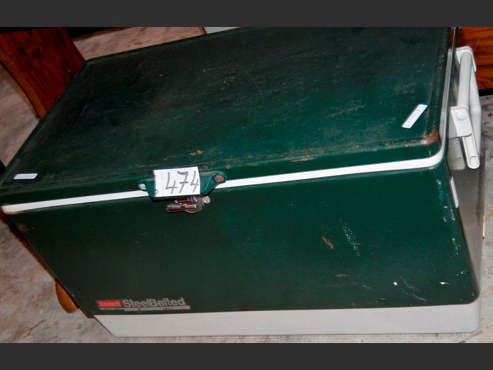 VINTAGE COLEMAN STEEL BELTED COOLER BOX, 71 x 39 x 40cm