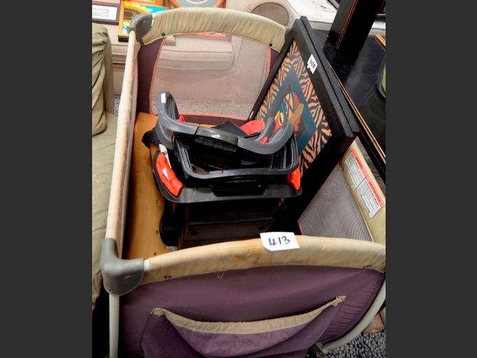 CAMPING COT & A BABY CAR SEAT [2,3]