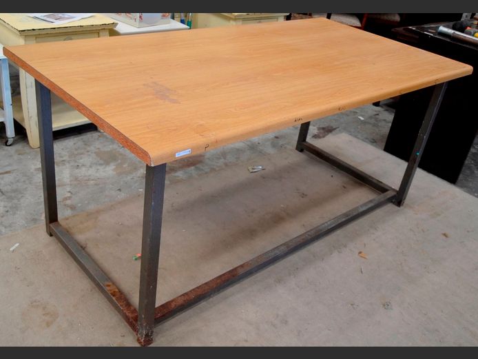 OAK FOIL TOP WORK TABLE ON METAL BASE, 175 x 90 x 74cm [Base rusted]