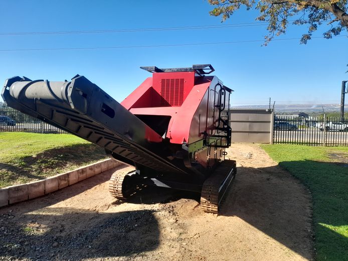 RedRhino 7000 Plus Crusher 