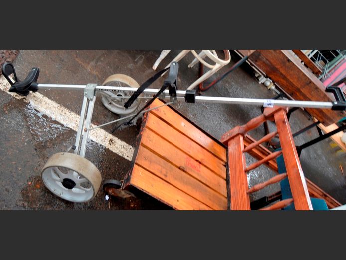 ALUMINIUM GOLF BAG TROLLEY