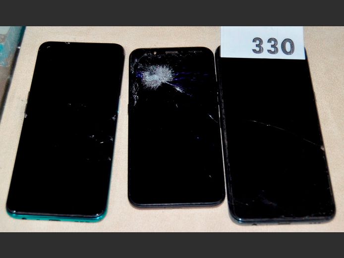 LOT: NOKIA, LG & OPPO SMART PHONES [Damaged, untested, no chargers]