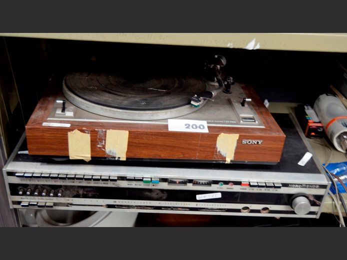 NORDMENDE AMP/TUNER & A SONY TURNTABLE [Faulty]