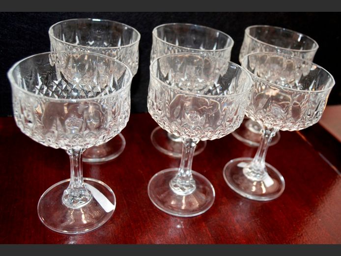 SET OF 6 CRYSTAL CHAMPAGNE COUPES