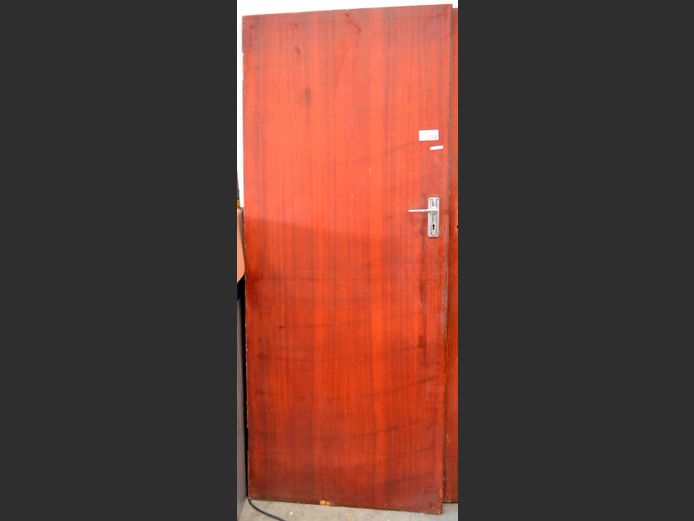 BROWN INNER DOOR, 199 x 81cm [Water damage to bottom]
