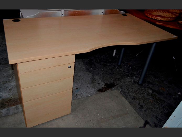 MAPLE FOIL DESK WITH 3-DRAWER PEDESTAL ATTACHED, 160 x 80 x 73cm [Edging loose]