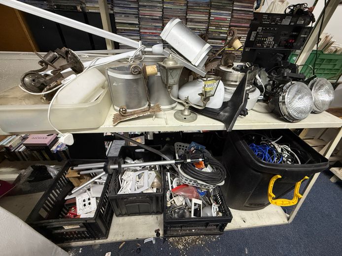 Contents of shelves - Lights, cables, etc.