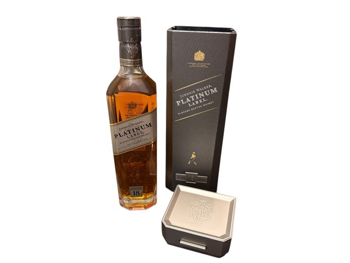 Johnnie Walker Platinum Label 18 Year – Private Blend (Original Presentation Case)