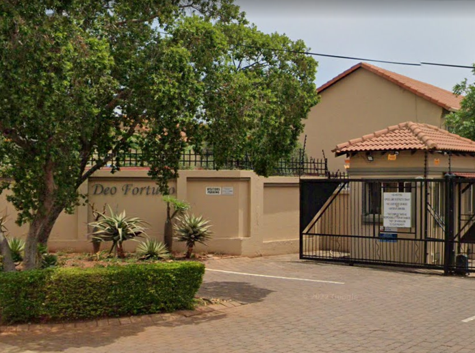 2 BEDROOM TOWNHOUSE, PRETORIA NORTH, GAUTENG 