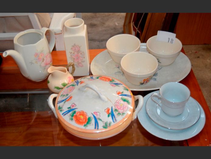 SERVING DISH WITH LID [Lid repaired], BOWLS, TEAPOT [No lid], etc