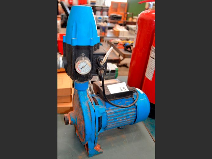 VANSAN 0.75KW ELECTRIC WATER PUMP WITH CONTROLLER [Untested, no power cable, condition unknown]