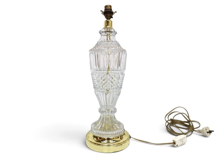 Ornate Pressed Glass Table Lamp with Decorative Faceted Design