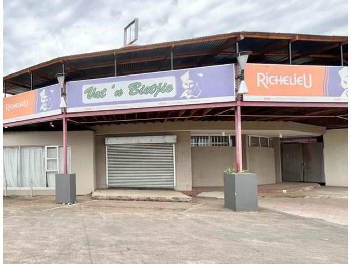 GROUND FLOOR RETAIL IN LICHTENBURG