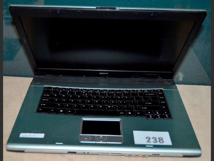 ACER LAPTOP [Untested, no charger, damaged] [#: 413273493]
