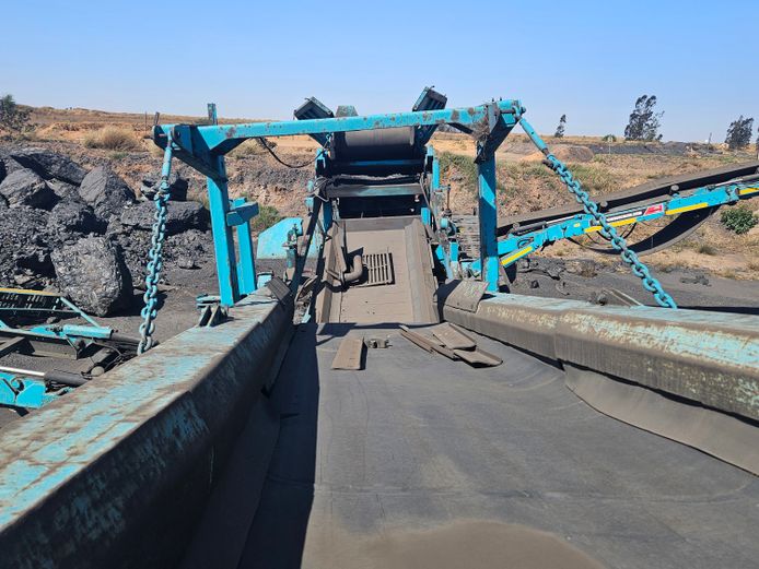 TEREX Powerscreen Warrior 1800