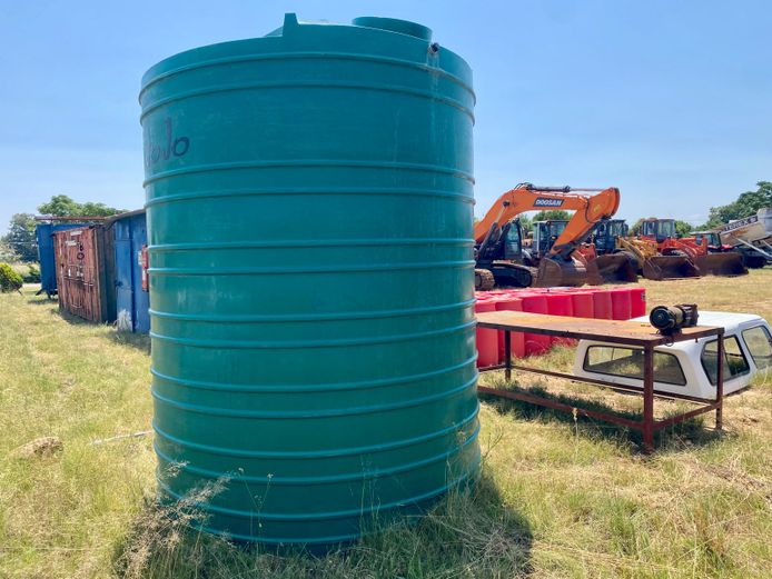 Groen 10 000L JOJO tank