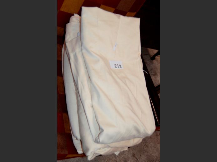 SET OF 4 DROPS CREAM CURTAINS