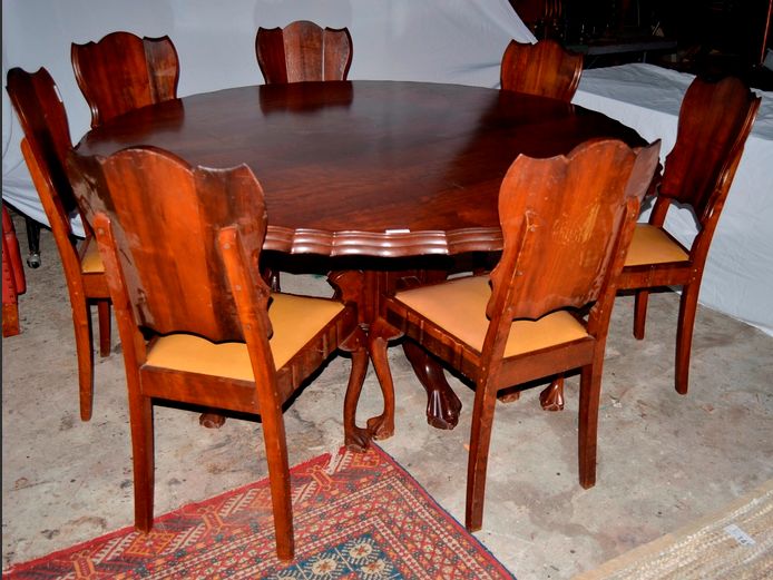 IMBUIA BALL & CLAW CIRCULAR DINING TABLE WITH 8 MATCHING CHAIRS, 166cm Diameter x 76cm High
