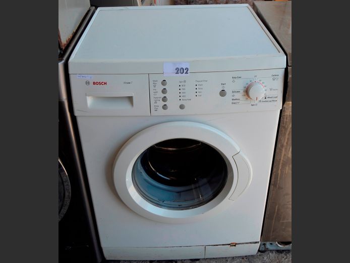 BOSCH MAXX 7 FRONT LOADING WASHING MACHINE [Switches on, untested further]