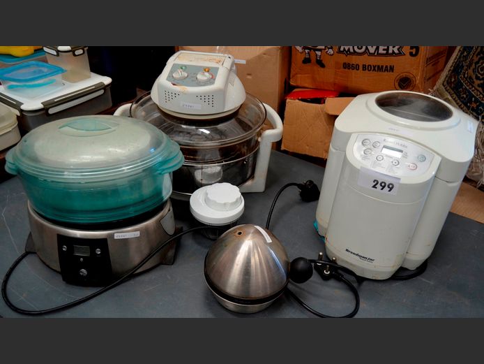 RUSSELL HOBBS BREAD MAKER, FOOD STEAMER, etc [Switch on, untested further]