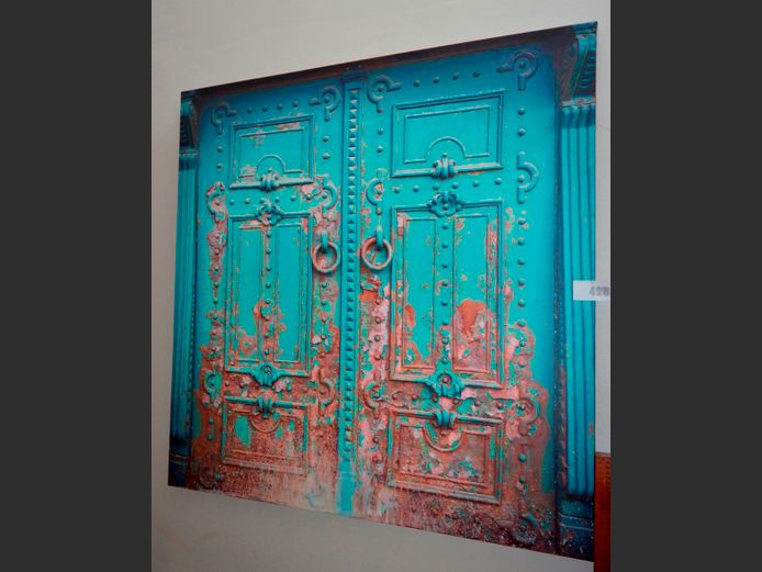 UNFRAMED PHOTOGRAPHIC PRINT ON CANVAS "DOORS", 100 x 100cm