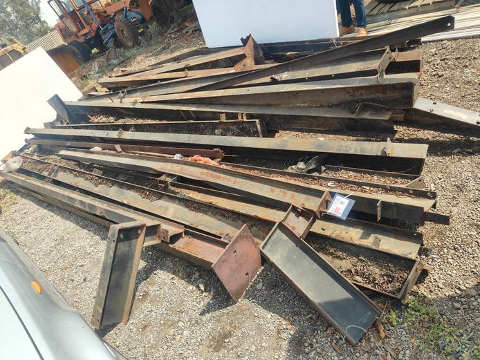 STEEL STRUCTURE DISMANTLED ESTIMATED +-12M X 12M