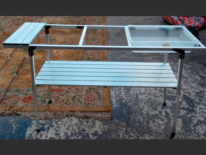 TENTCO FOLDING CAMPING WASH TABLE, 129 x 41 x 86cm