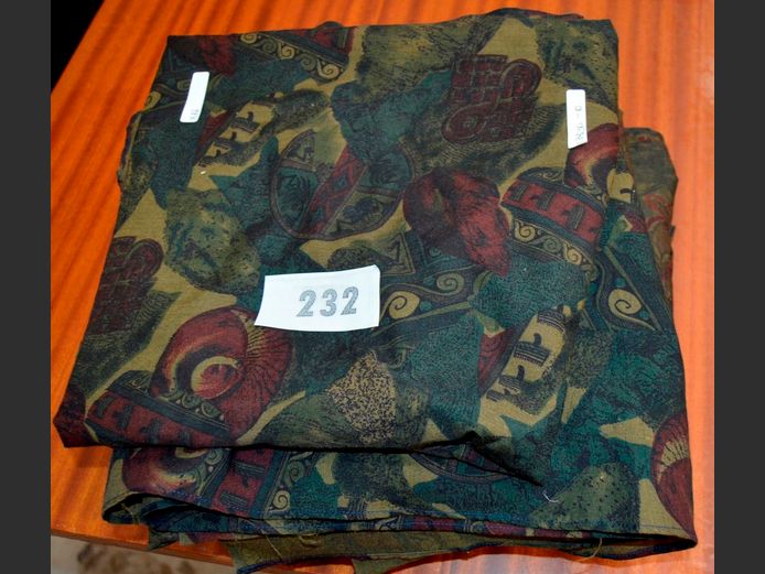 ASSORTED SIZES TABLECLOTHS